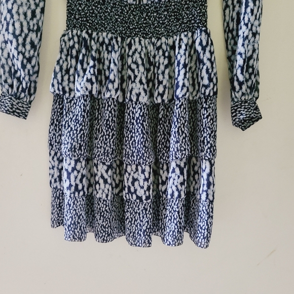 MICHAEL KORS navy printed tiered long sleeves v-neck dress - Picture 7 of 14